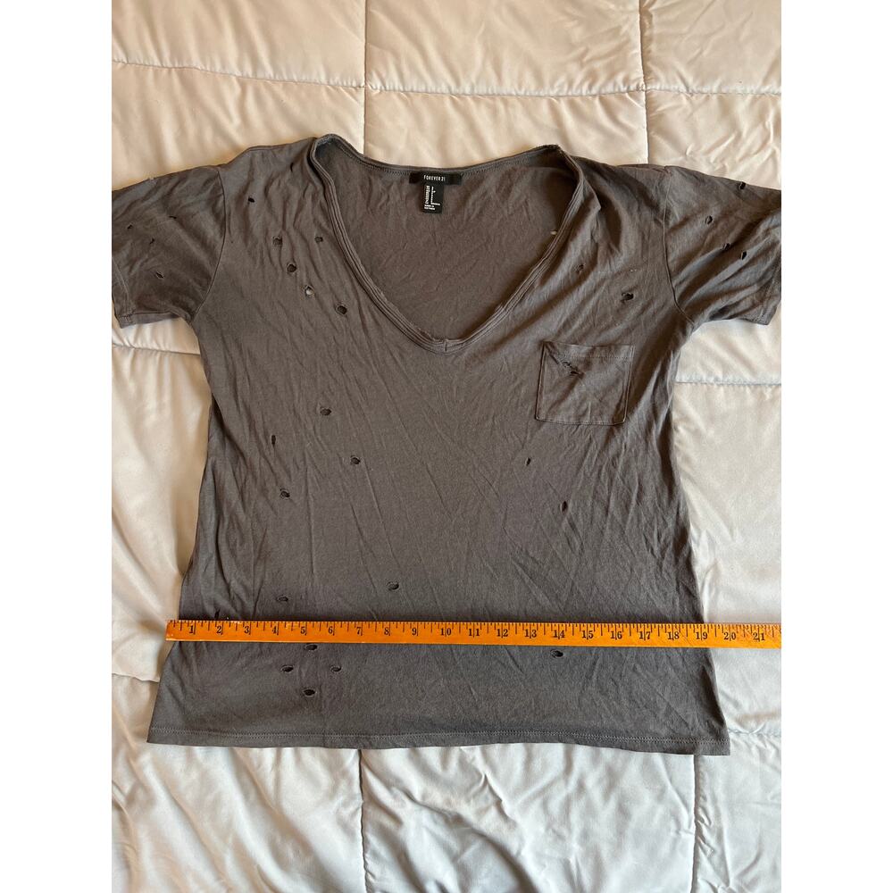 Forever 21 charcoal, gray distressed t-shirt‎ with pocket size small